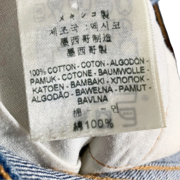 Levi's 501 Distressed Straight Leg Jeans Size 26 - Picture 8 of 9